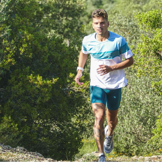 Ropa tecnica para deportes de resistencia